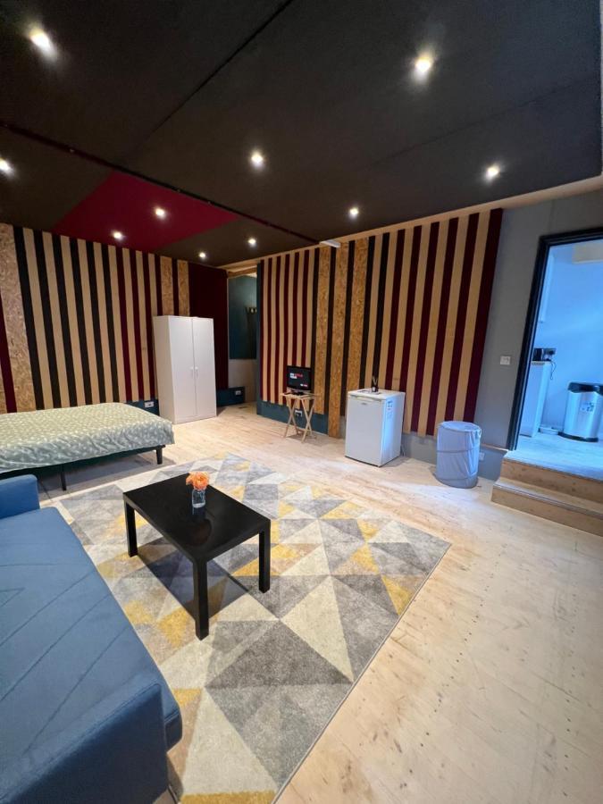 Newly Built Large Garden Ensuite Guest Studio Borehamwood Zewnętrze zdjęcie